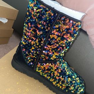 Womens UGG® CLASSIC SHORT SEQUIN